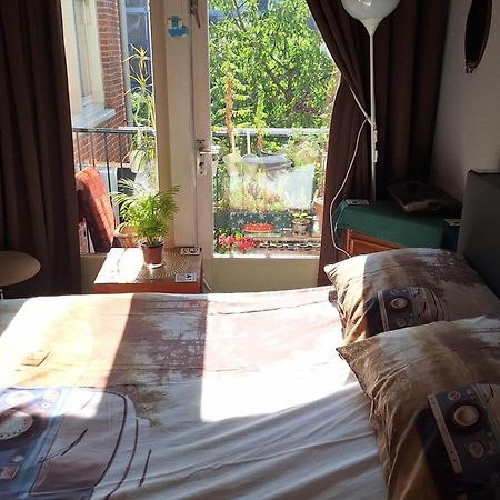 Homey Budget Bedroom Amsterdam Zewnętrze zdjęcie